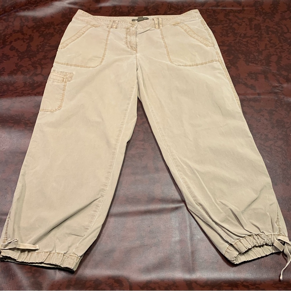 Tommy Bahama Capris